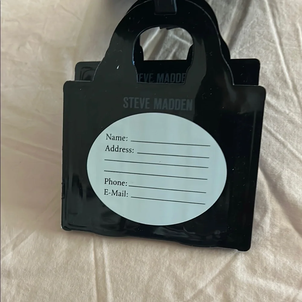 Steve Madden Two-Piece Blue Luggage Tag Set